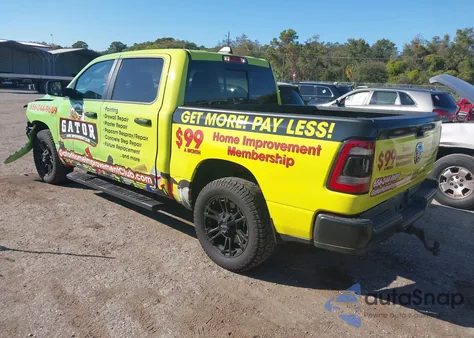 2023 Ram 1500 Tradesman 4X4 5'7 Box z USA, uszkodzony, nr VIN 1C6RRFGGXPN632365